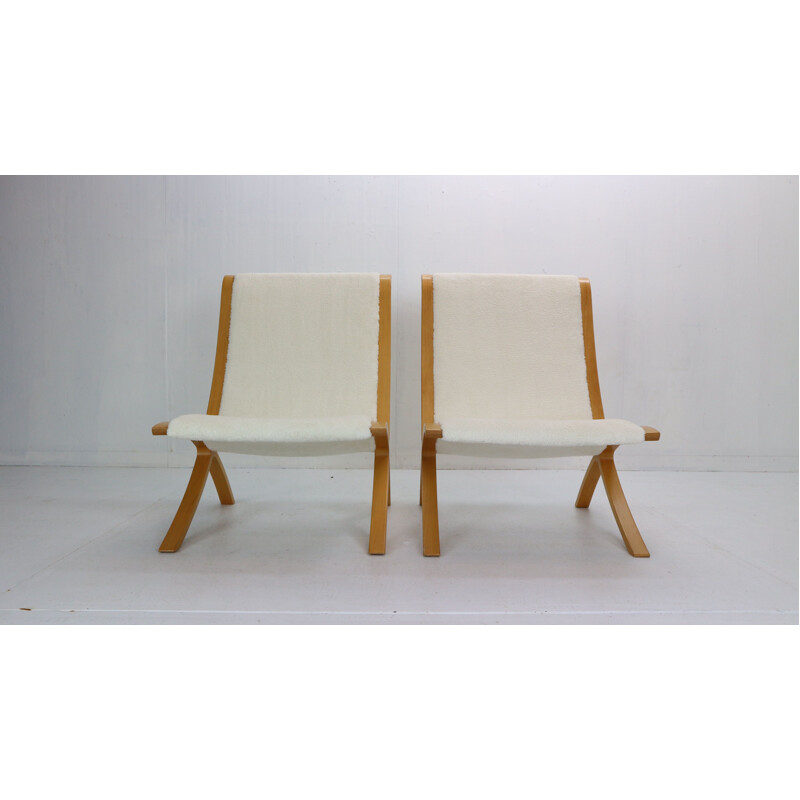 Pair of vintage beechwood armchairs by Peter Hvidt and Orla Mølgaard-Nielsen for Fritz Hansen, Denmark 1979