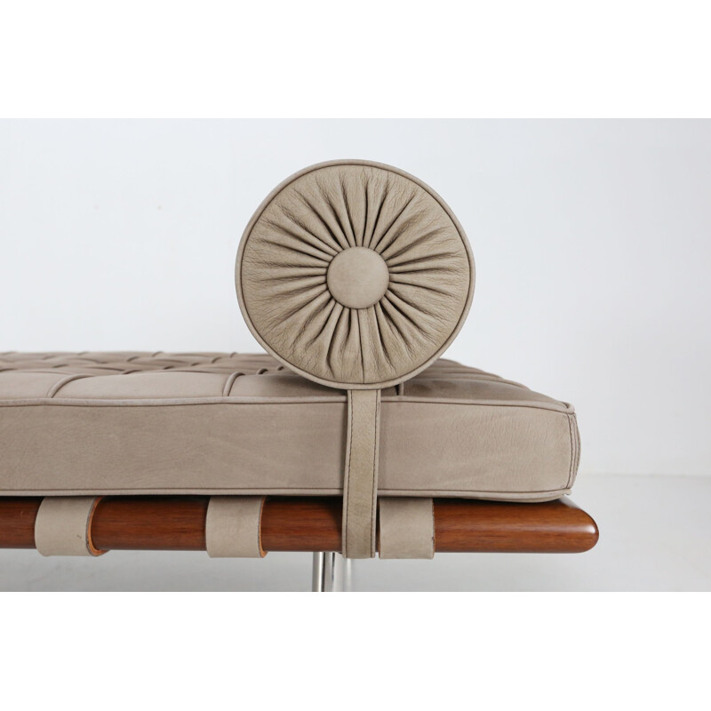 Letto da giorno vintage Barcelona di Mies van der Rohe, 1930