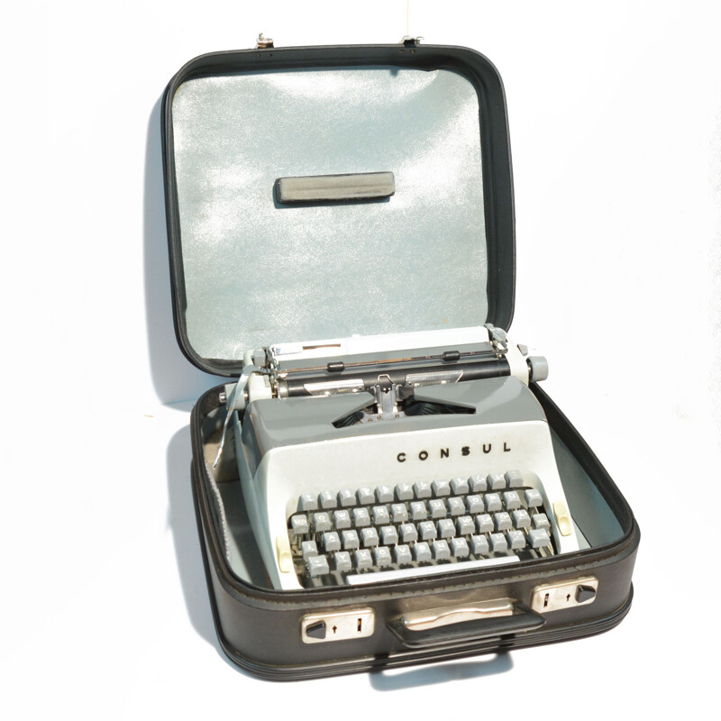 Machine à écrire vintage type 221, Tchécoslovaquie 1960