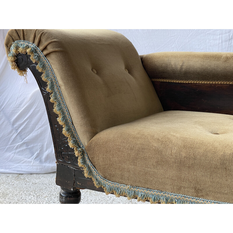 Letto edoardiano vintage in velluto sabbia