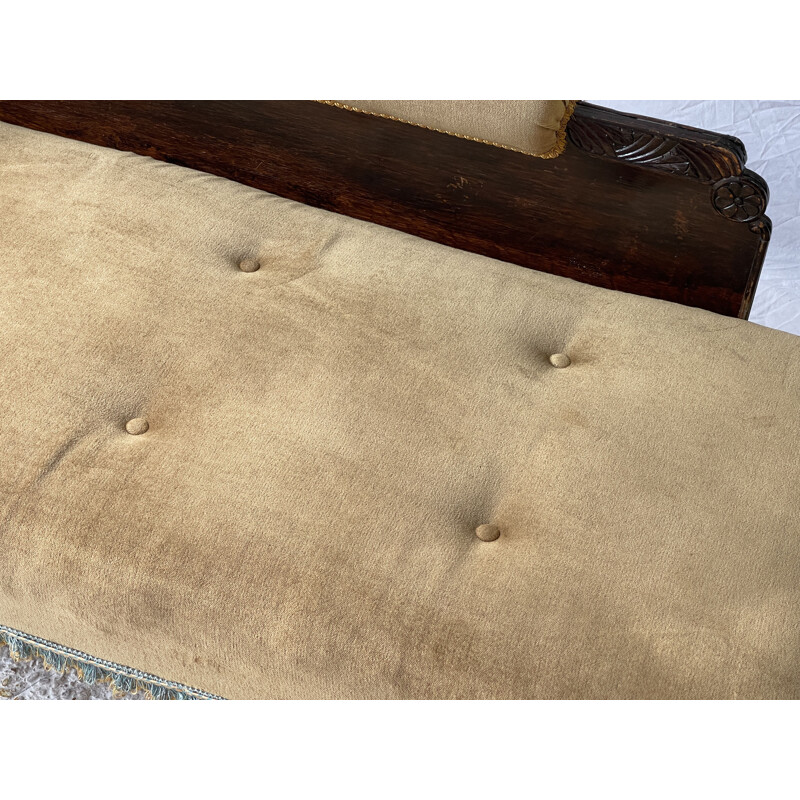 Edwardianisches Vintage-Liegebett aus sandfarbenem Samt