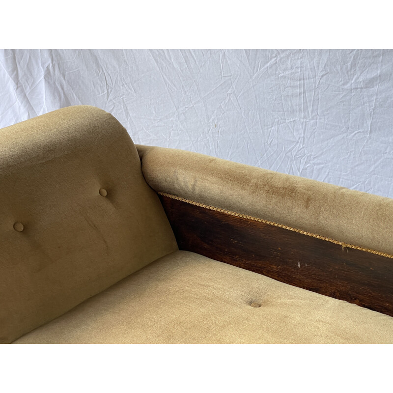 Edwardian vintage daybed in sand velvet