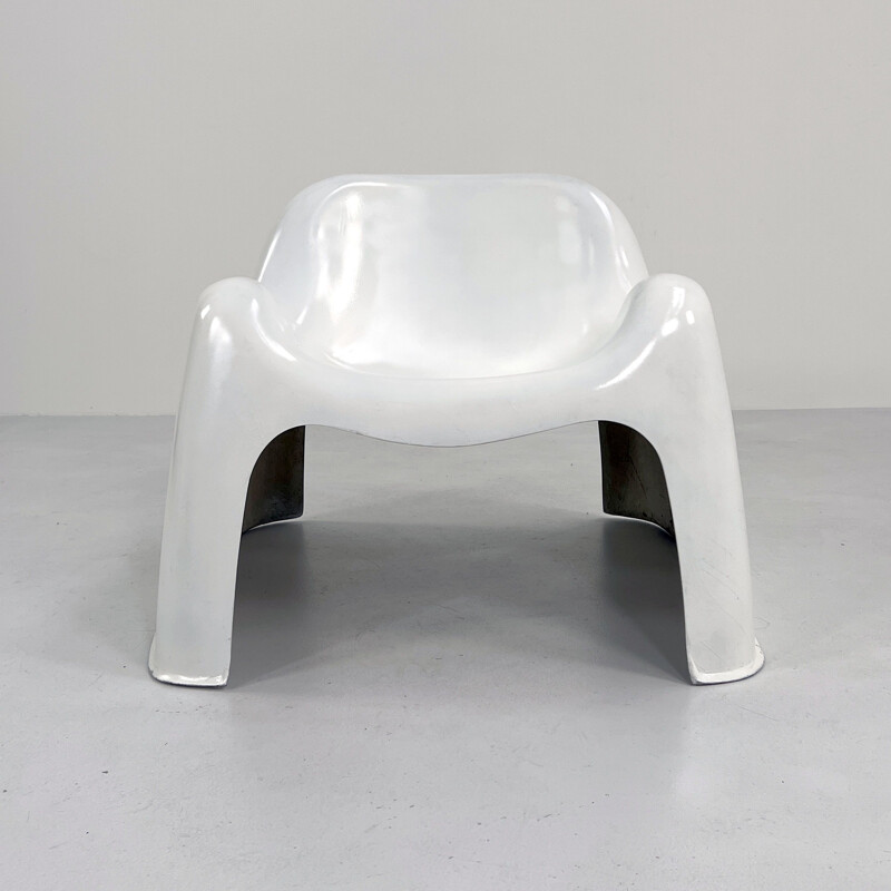 Vintage Toga white armchair by Sergio Mazza for Artemide, 1960s