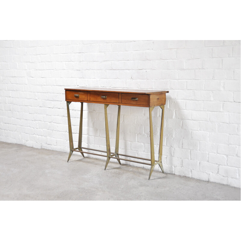 Sculptural vintage console table in wood and brass by Osvaldo Borsani, Italy 1950