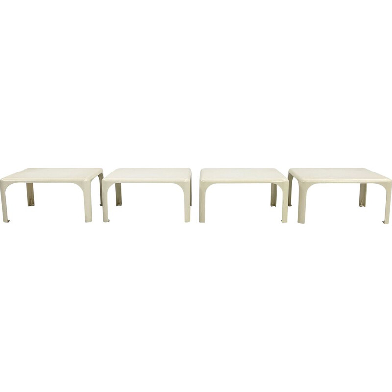 Ensemble de 4 tables d'appoint vintage Demetrio 45 de Vico Magistretti pour Artemide, 1960