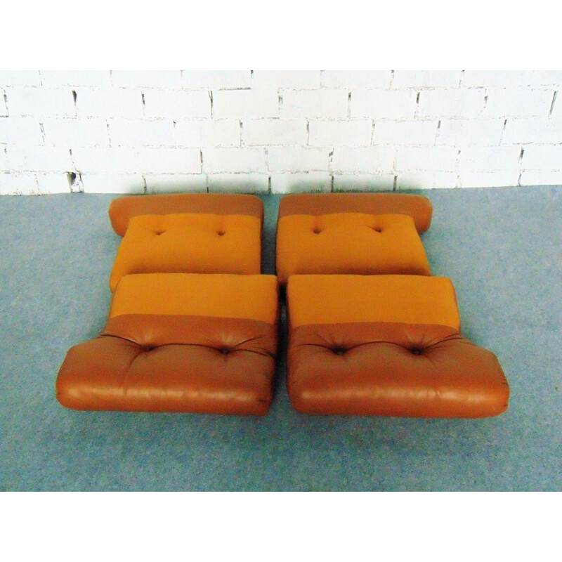 Vintage 2-seater leather Coronado sofa by Tobia Scarpa for B&B