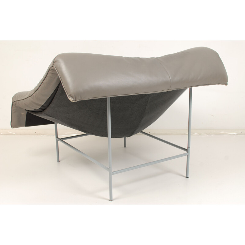 Butterfly lounge chair in grey leather, Gerard VAN DEN BERG - 1980s