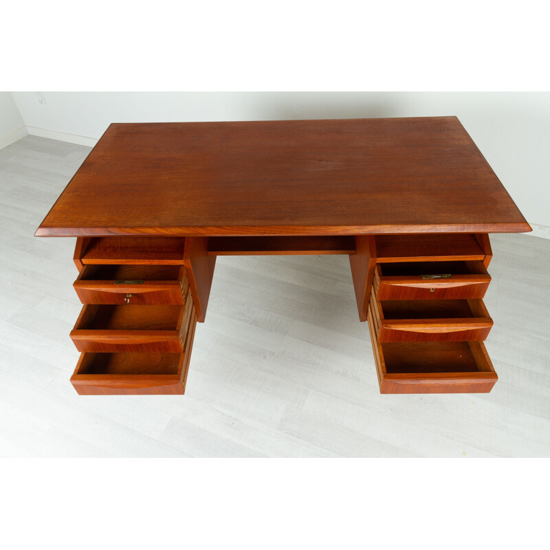 Vintage Danish desk in teak by Gunnar Nielsen for Tibergaard, 1960s