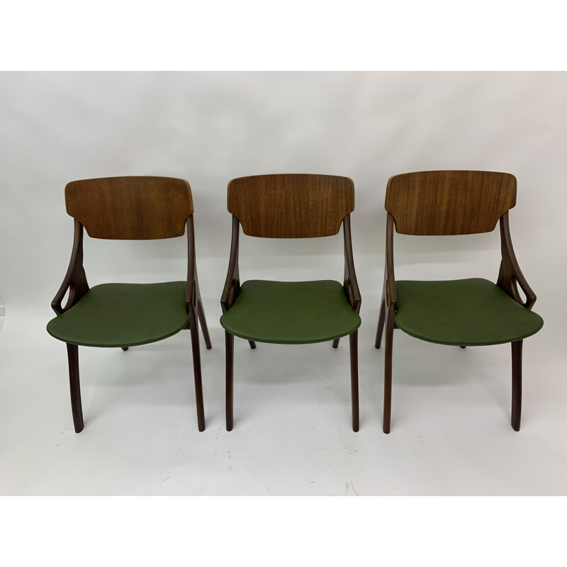 Set di 3 sedie vintage in legno di Arne Hovmand Olsen, Danimarca 1950