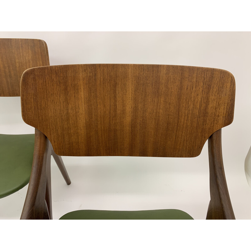 Set of 3 vintage wooden chairs by Arne Hovmand Olsen, Denmark 1950