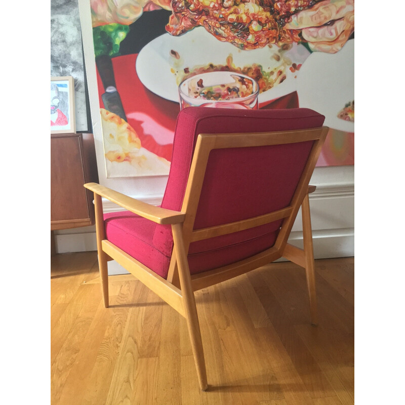 Scandinavian armchair in blond wood and red fabric - 1960s