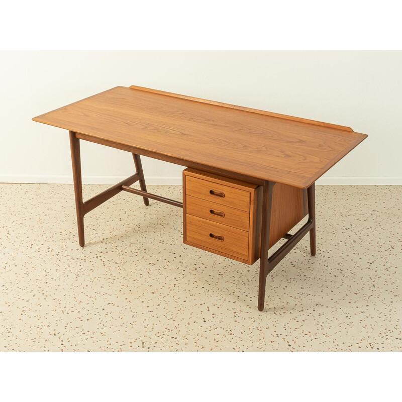 Vintage teak desk by Arne Vodder for Vamo Sønderborg, Denmark 1960s