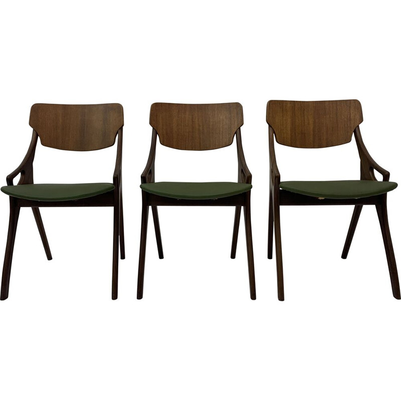 Satz von 3 Vintage-Holzstühlen von Arne Hovmand Olsen, Dänemark 1950