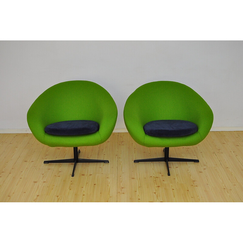 Pareja de sillones Shell vintage de lana verde sobre base giratoria, 1960