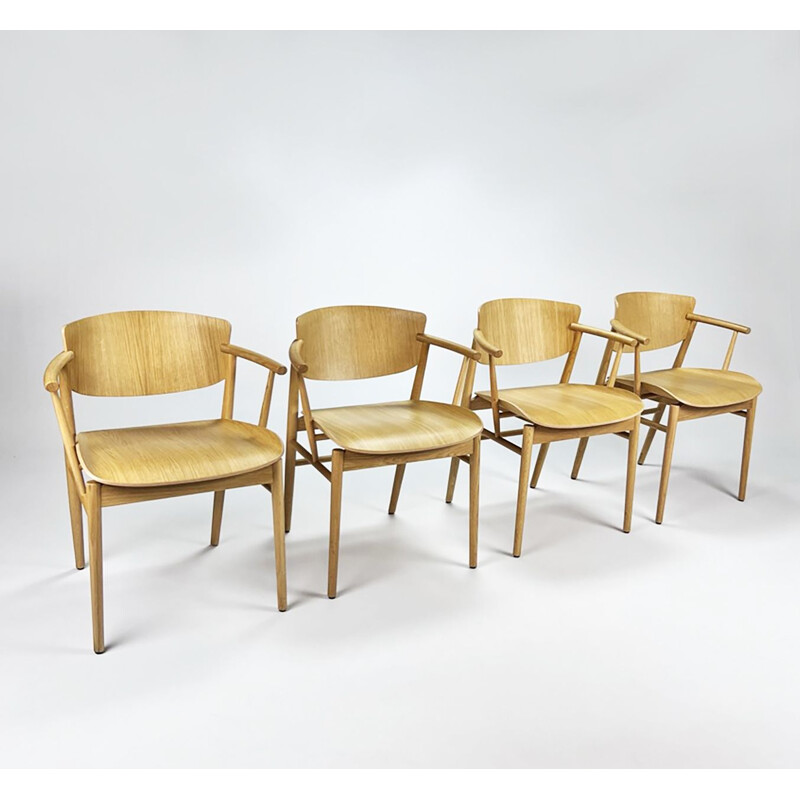 Set of 4 vintage N01 dining chairs by Nendo and Fritz Hansen