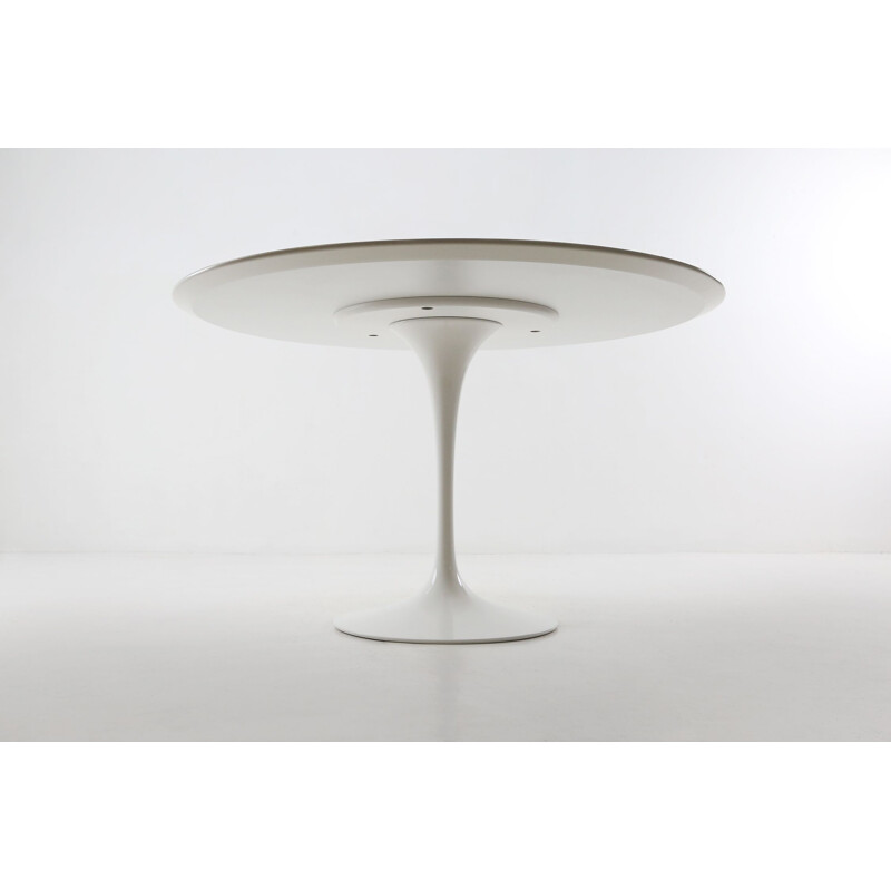 Vintage formica dining table by Eero Saarinen for Knoll