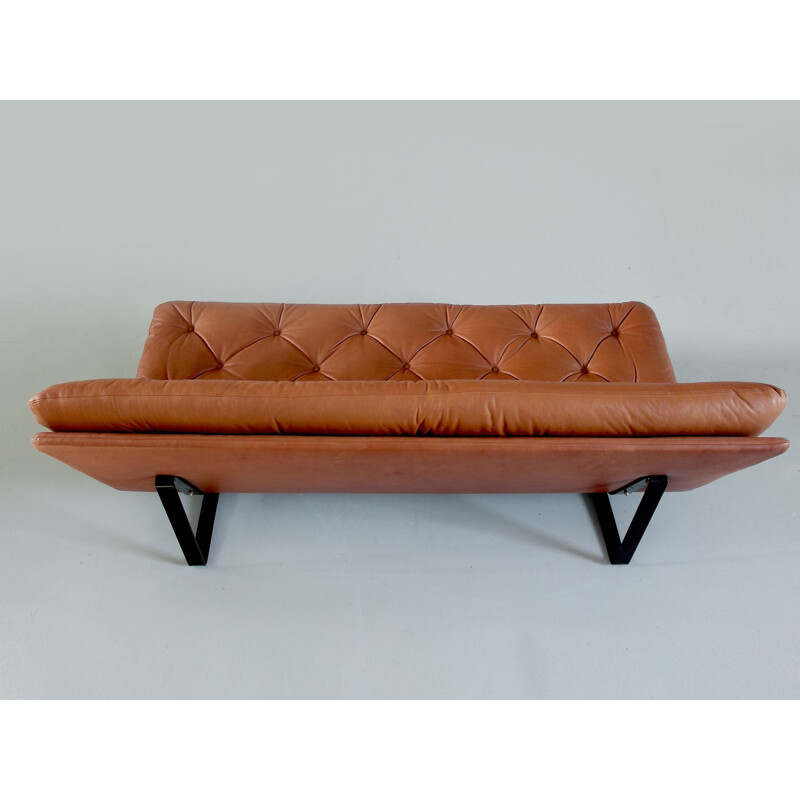 Three-Seater Artifort sofa in cognac leather, Koh LIANG IE - 1960s