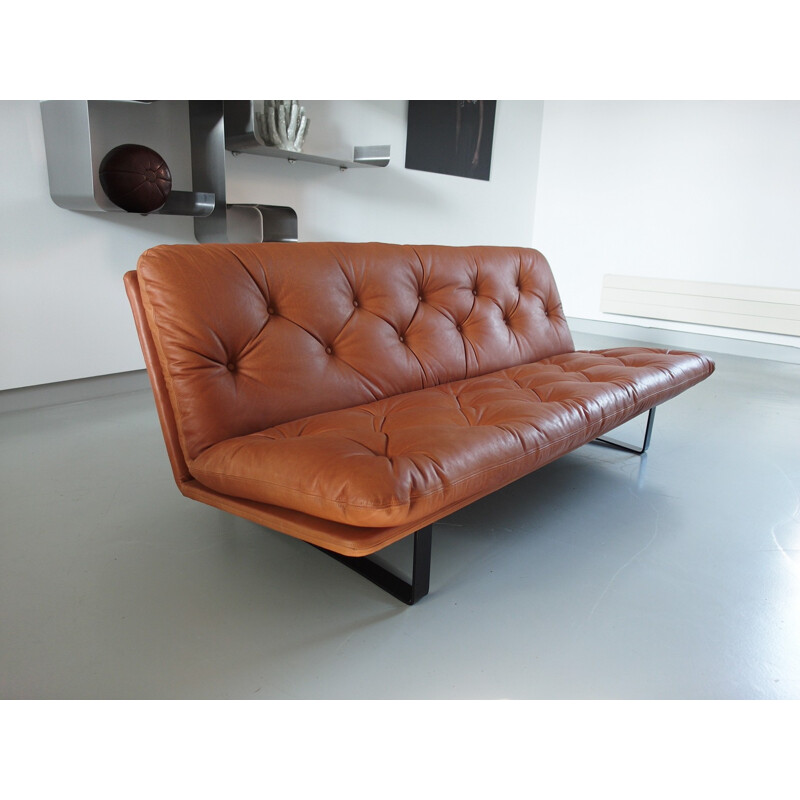 Three-Seater Artifort sofa in cognac leather, Koh LIANG IE - 1960s