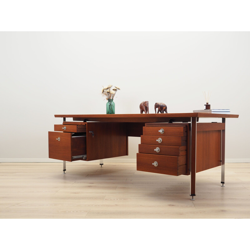 Teak vintage Danish desk by Finn Juhl for France & Son, 1970s