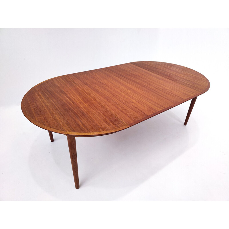 Vintage extendable table model No. 204 by Arne Vodder for Sibast Mobler, Danemark 1955