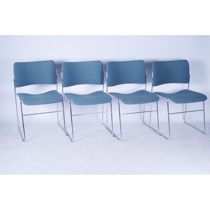 Set of 4 vintage 404 chairs by David Rownland for Howe