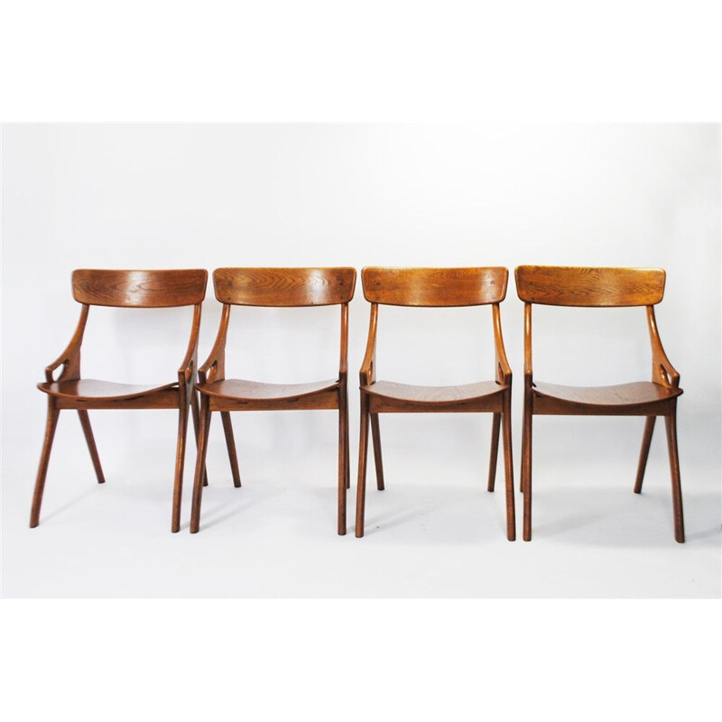 Conjunto de 4 cadeiras de madeira de teca vintage de Hovmand Olsen para Mogens Kold, 1960