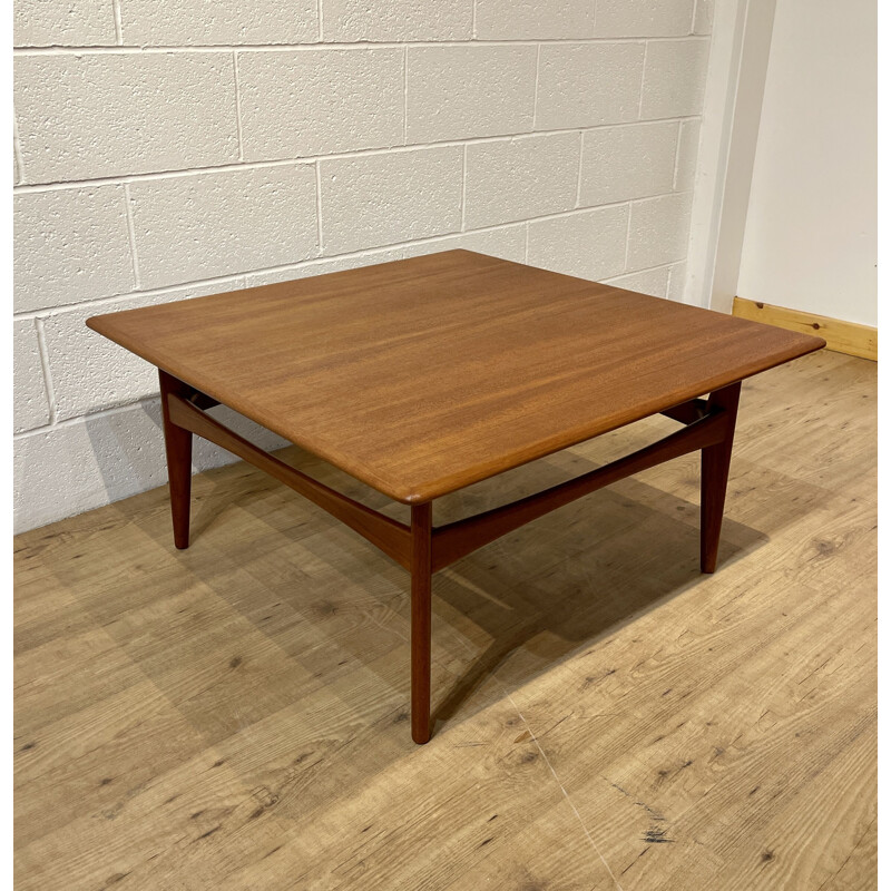 Vintage vierkante teakhouten salontafel van Karl Erik Ekselius en J O Carlsson voor Vetlanda, 1950.