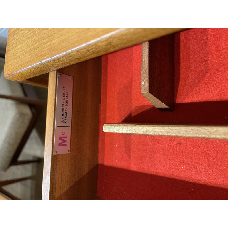 Credenza vintage in teak Dunvegan di Tom Robertson per A.H. McIntosh di Kirkaldy, Scozia 1960