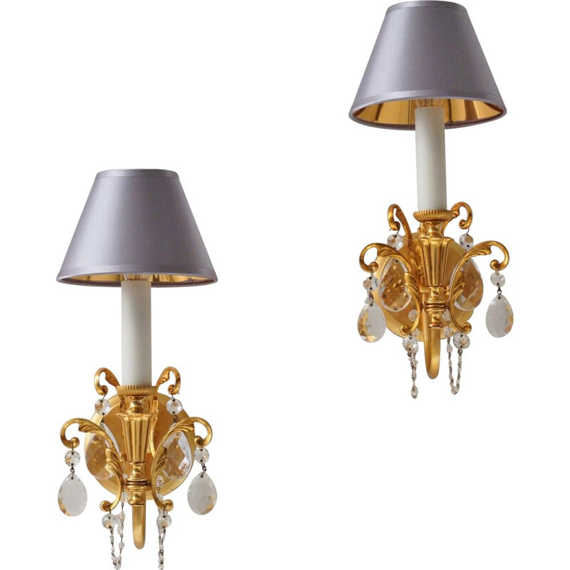 Pair of vintage wall lamps in gilded brass and crystals by Sciolari, Italy 1970