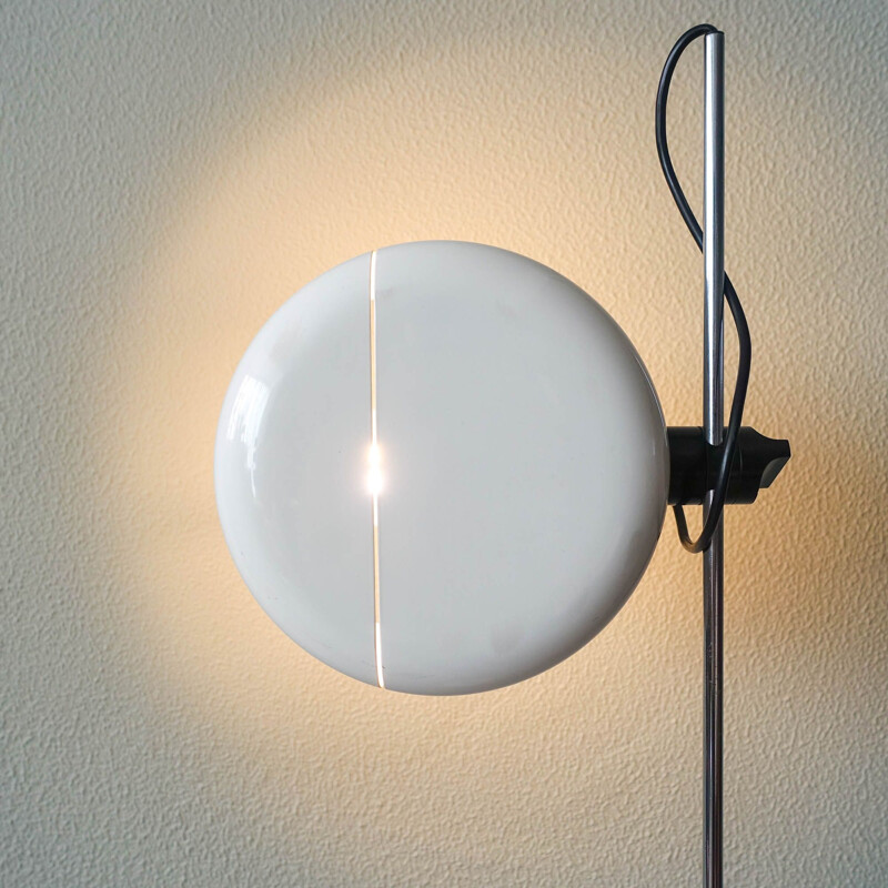 Vintage gelakt metalen vloerlamp van Joe Colombo voor Oluce, Italië 1967