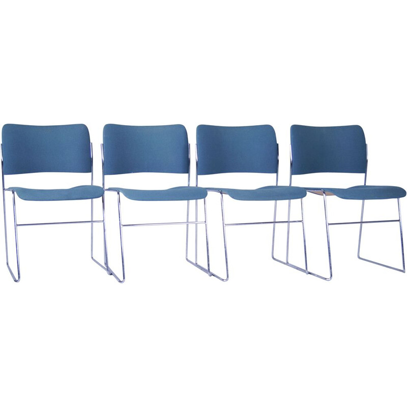 Set of 4 vintage 404 chairs by David Rownland for Howe