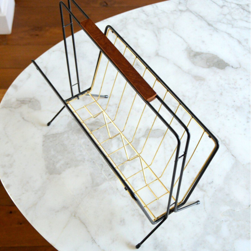 Scandinavian vintage magazine rack in black metal, brass and teak, 1950