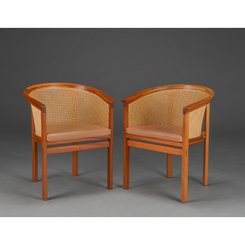 Pair of "King Series" armchairs in mahogany and brown leather, Rud THYGESEN & Johnny SORENSEN - 1980s