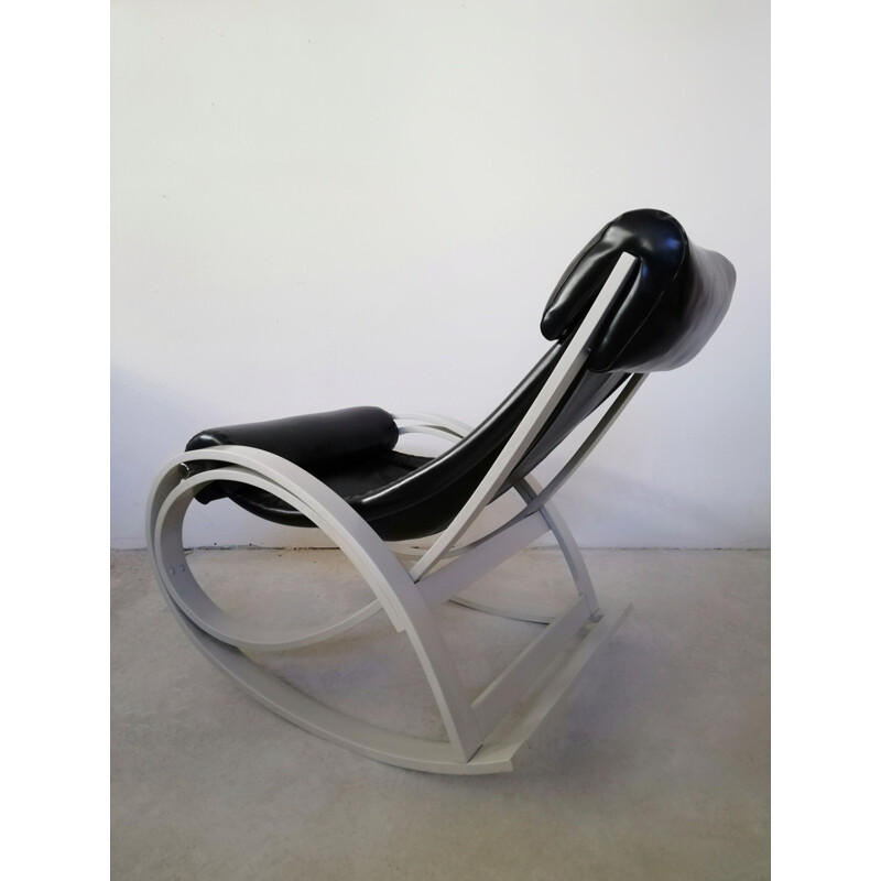 Vintage Sgarsul rocking chair by Gae Aulenti for Poltronova