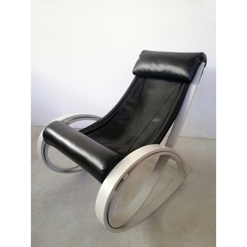 Vintage Sgarsul rocking chair by Gae Aulenti for Poltronova