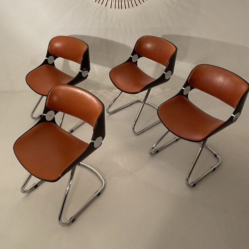 Suite de 4 chaises vintage par Etienne Fermigier, 1960