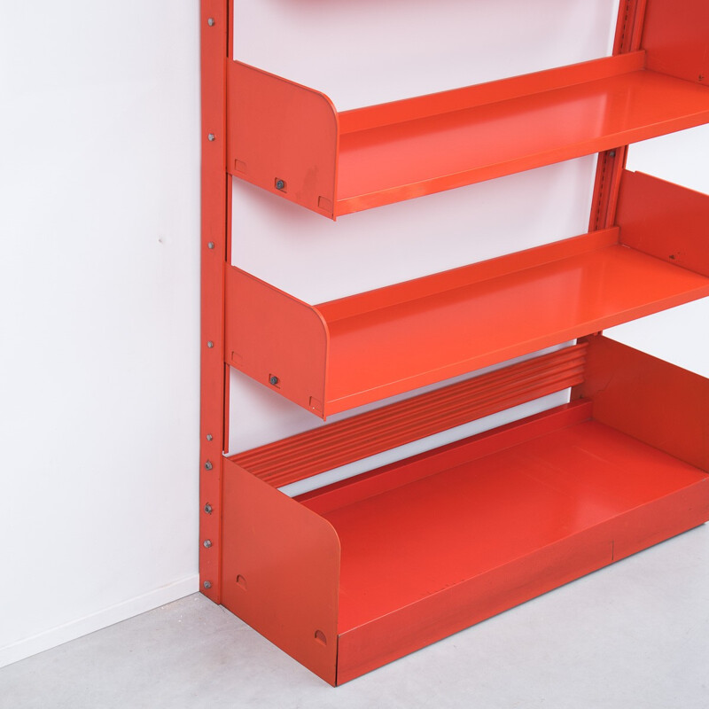 Italian Lips Vago "Congresso" shelving system in red metal - 1960s