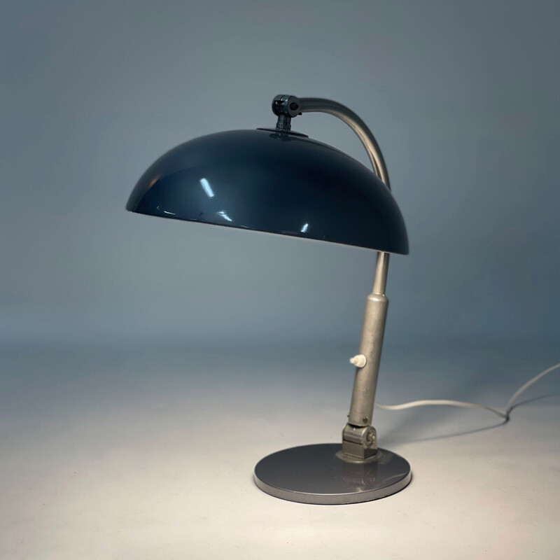 Lampada da tavolo vintage modello 144 in metallo e alluminio di H. Busquet per Hala, 1950