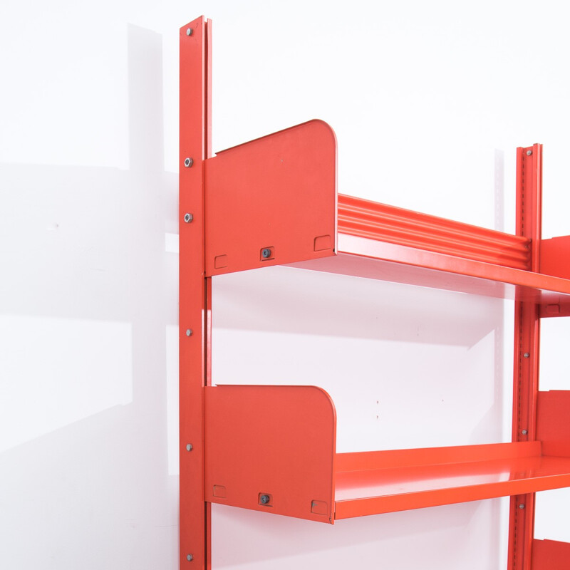 Italian Lips Vago "Congresso" shelving system in red metal - 1960s