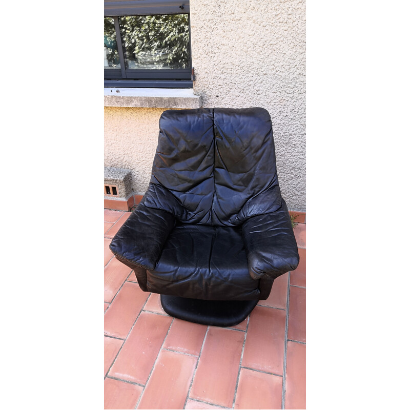 Scandinavian vintage leather swivel chair, 1970