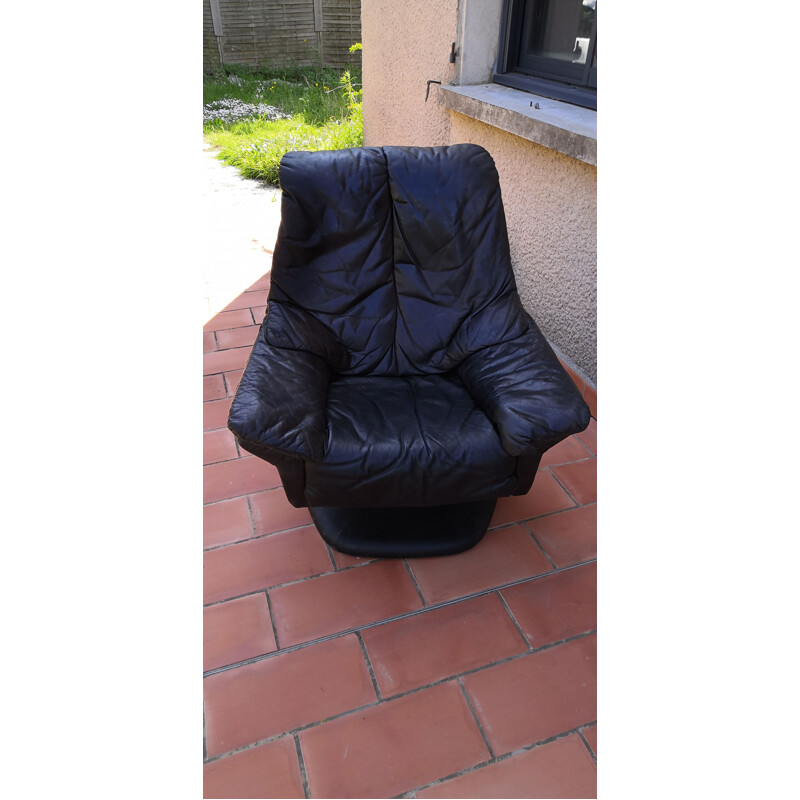 Scandinavian vintage leather swivel chair, 1970