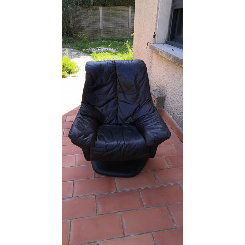 Scandinavian vintage leather swivel chair, 1970