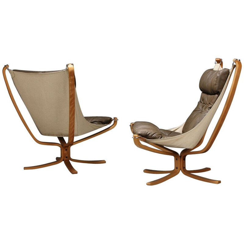 Paire de fauteuils "Falcon" en cuir, Sigurd RESSELL - 1970