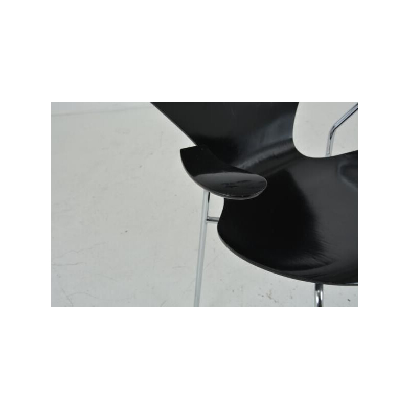 Silla vintage con reposabrazos de Arne Jacobsen para Fritz Hansen