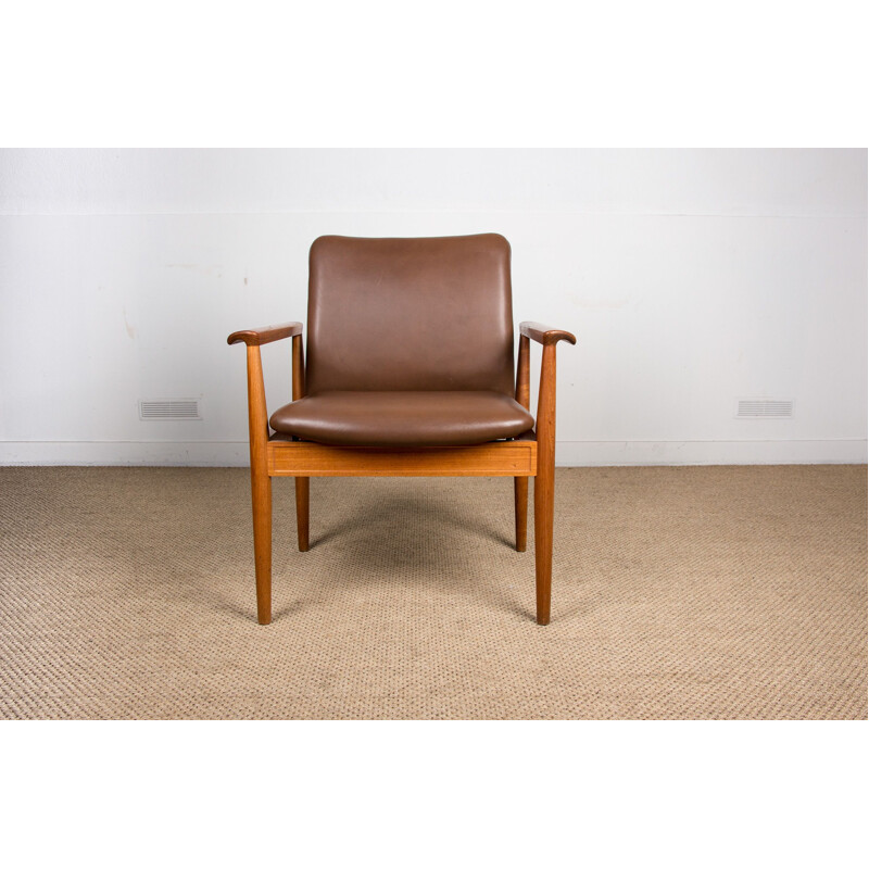 Vintage Danish teak and leather armchair model 209 "Diplomat" by Finn Juhl for Cado