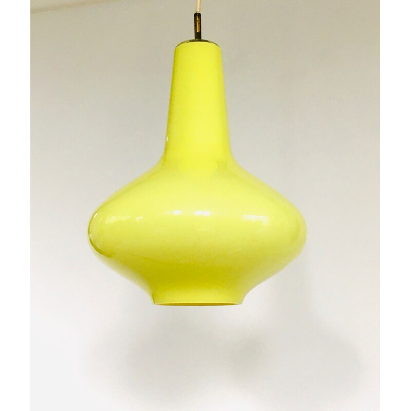 Suspension vintage en verre opalin jaune par Massimo Vignelli pour Venini Murano, Italie 1950