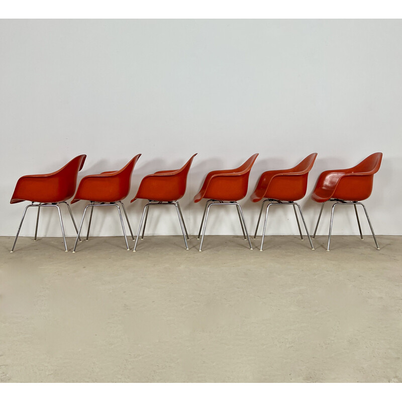 Ensemble de 6 chaises vintage en métal de Charles & Ray Eames pour Herman Miller, 1970