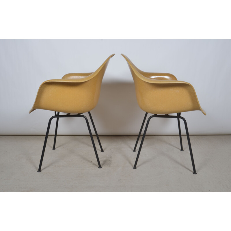 Pair of vintage Lah armchairs by Charles & Ray Eames for Mobilier International, 1955