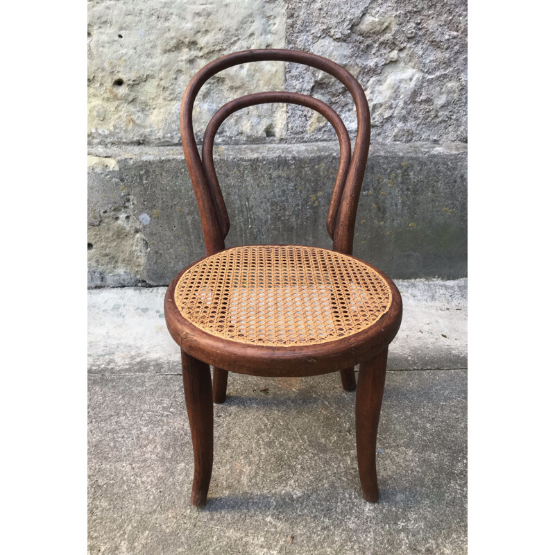 Vintage wooden chair from Thonet