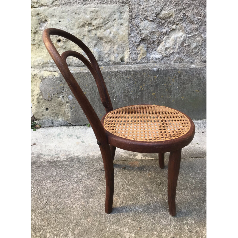 Vintage wooden chair from Thonet